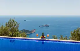 Villa Maya