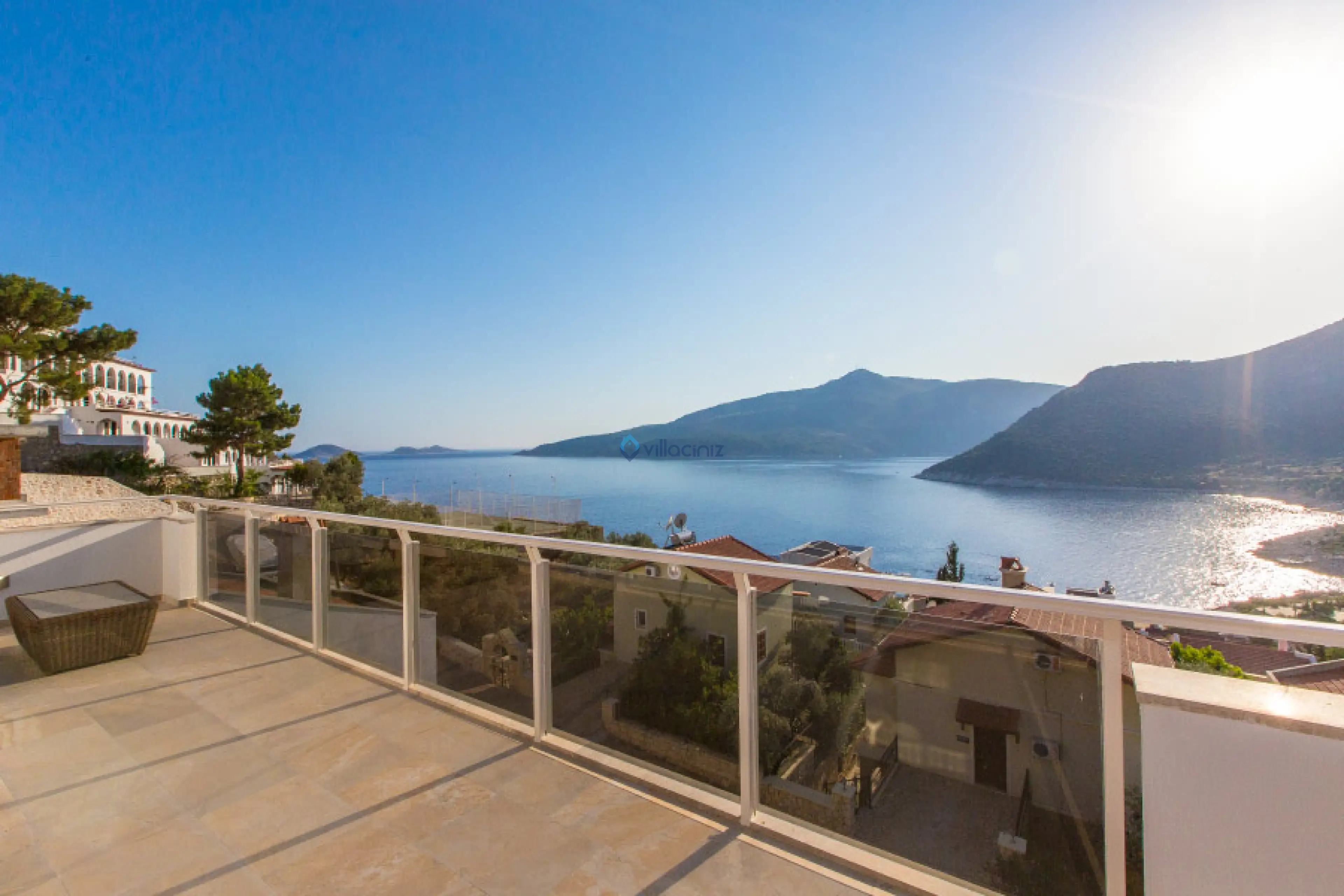 Villa İona