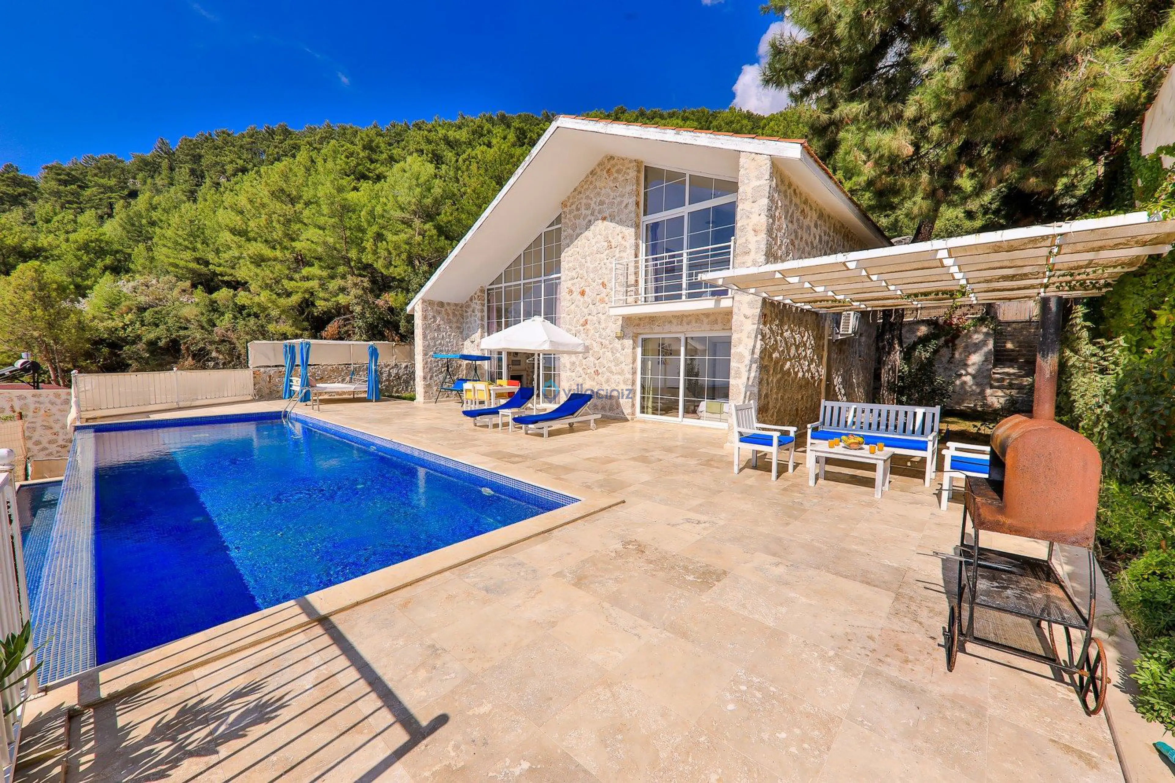 Villa Hira 1