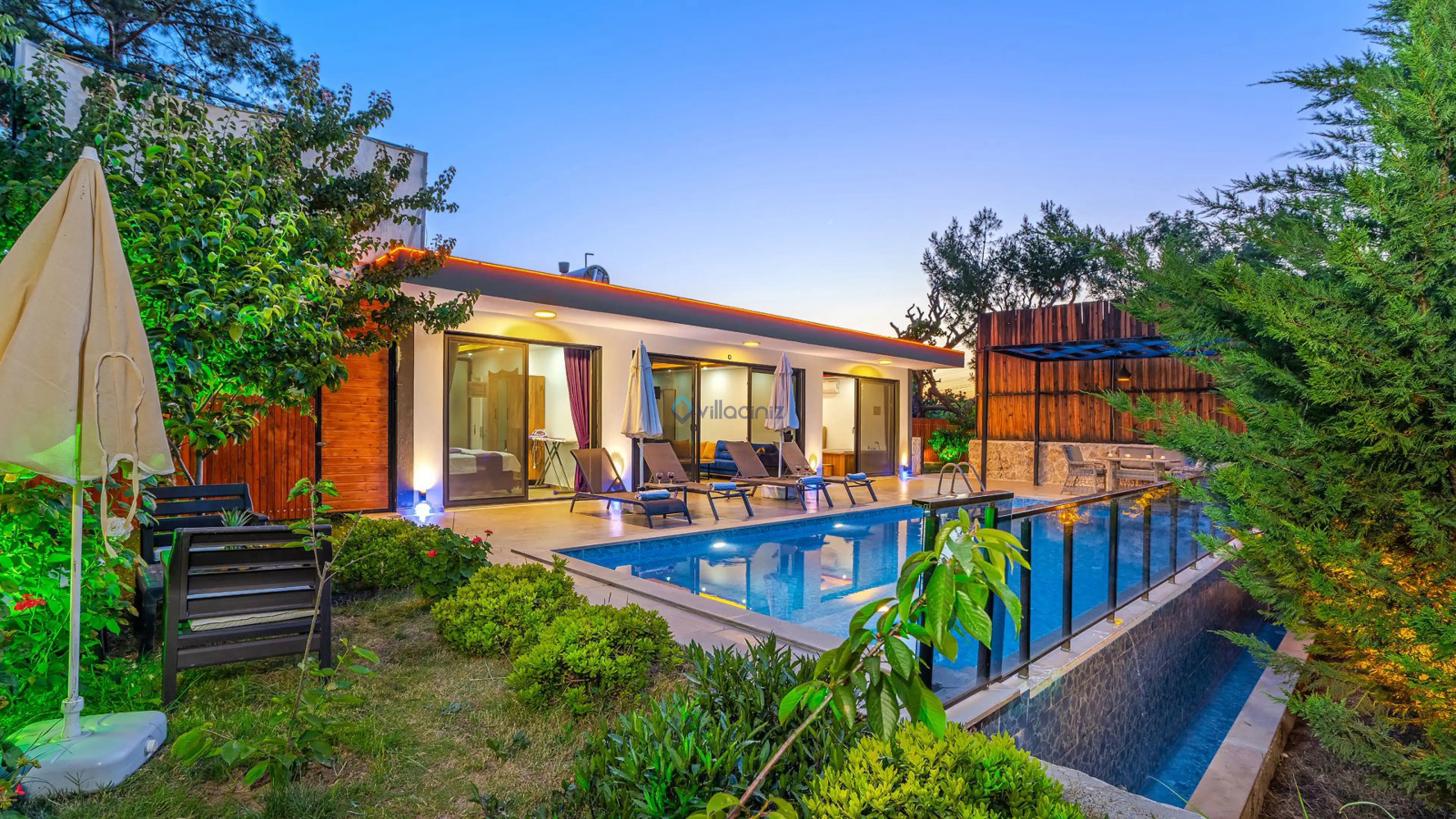 Villa Ay Ev 