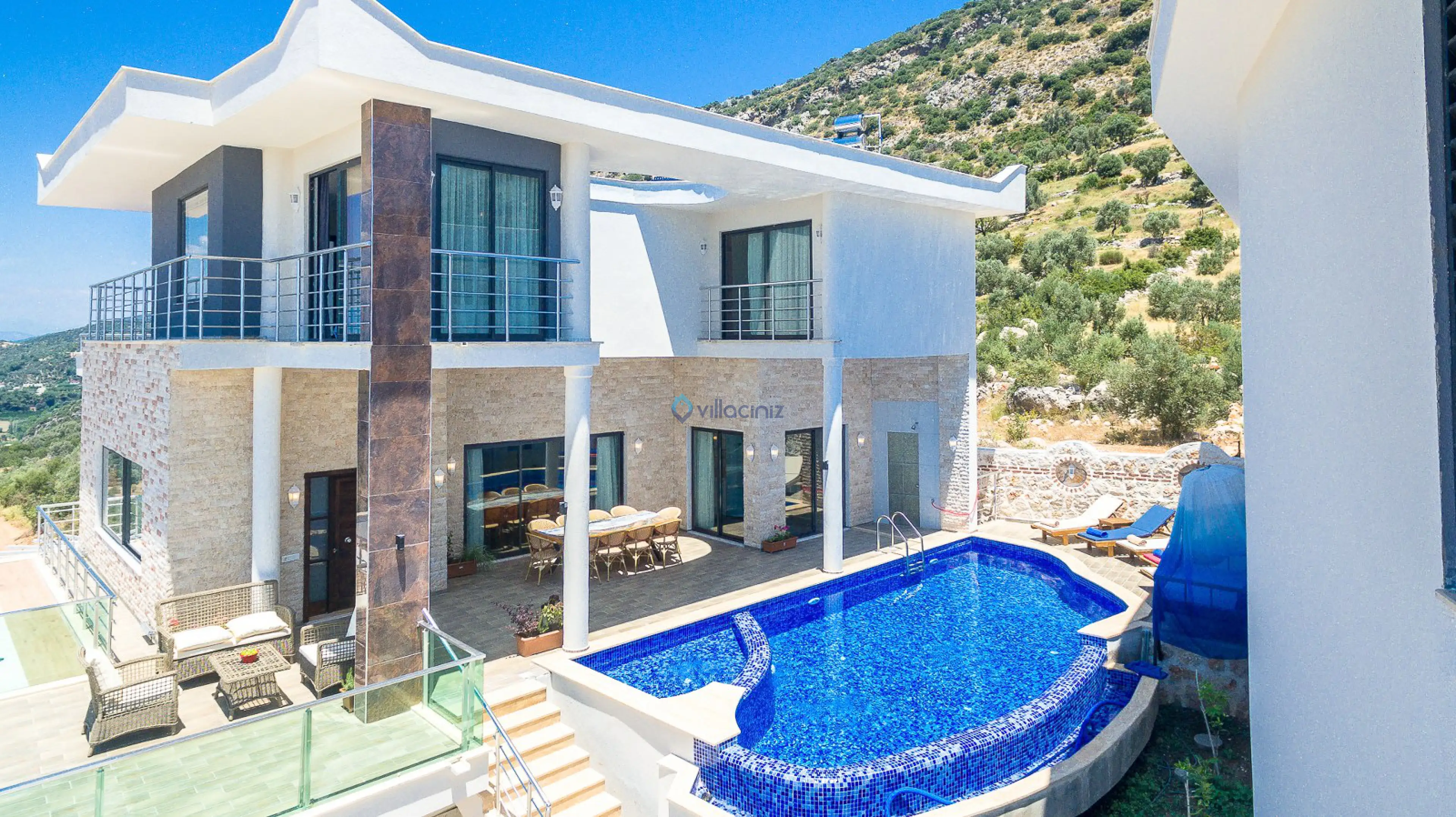 Villa Exellence