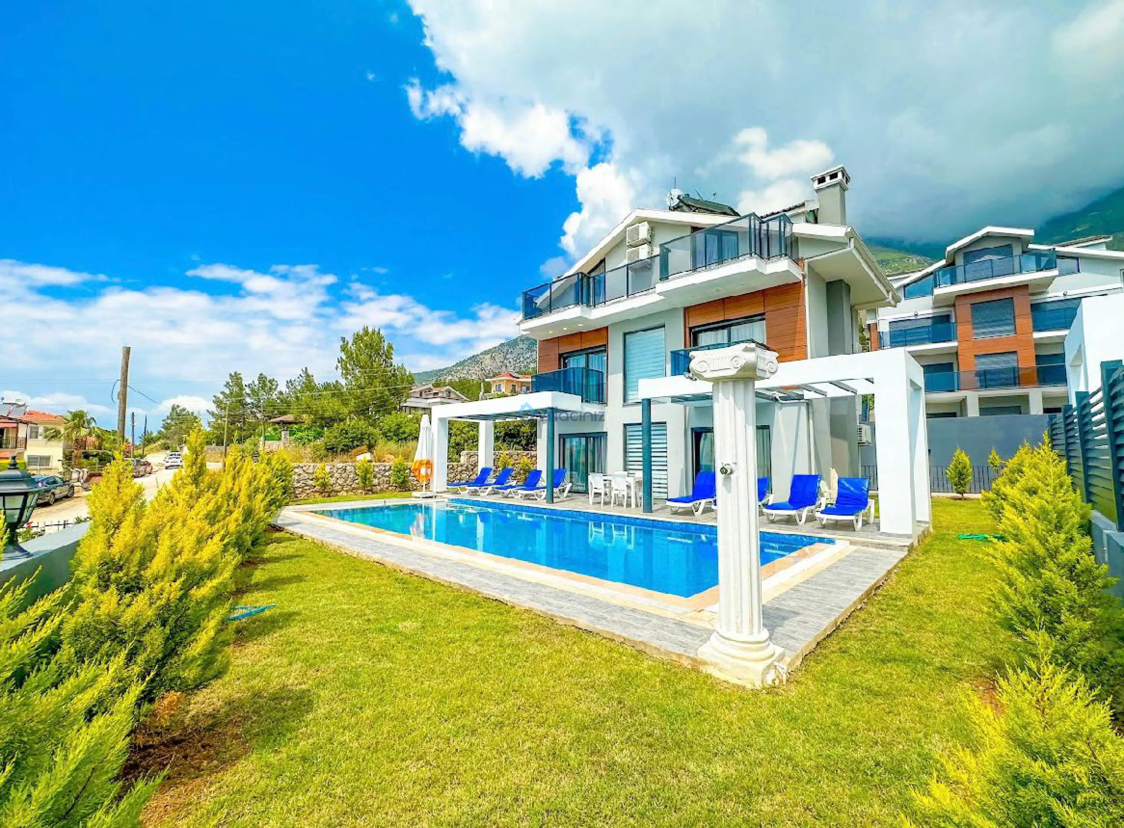 Villa Lazuli