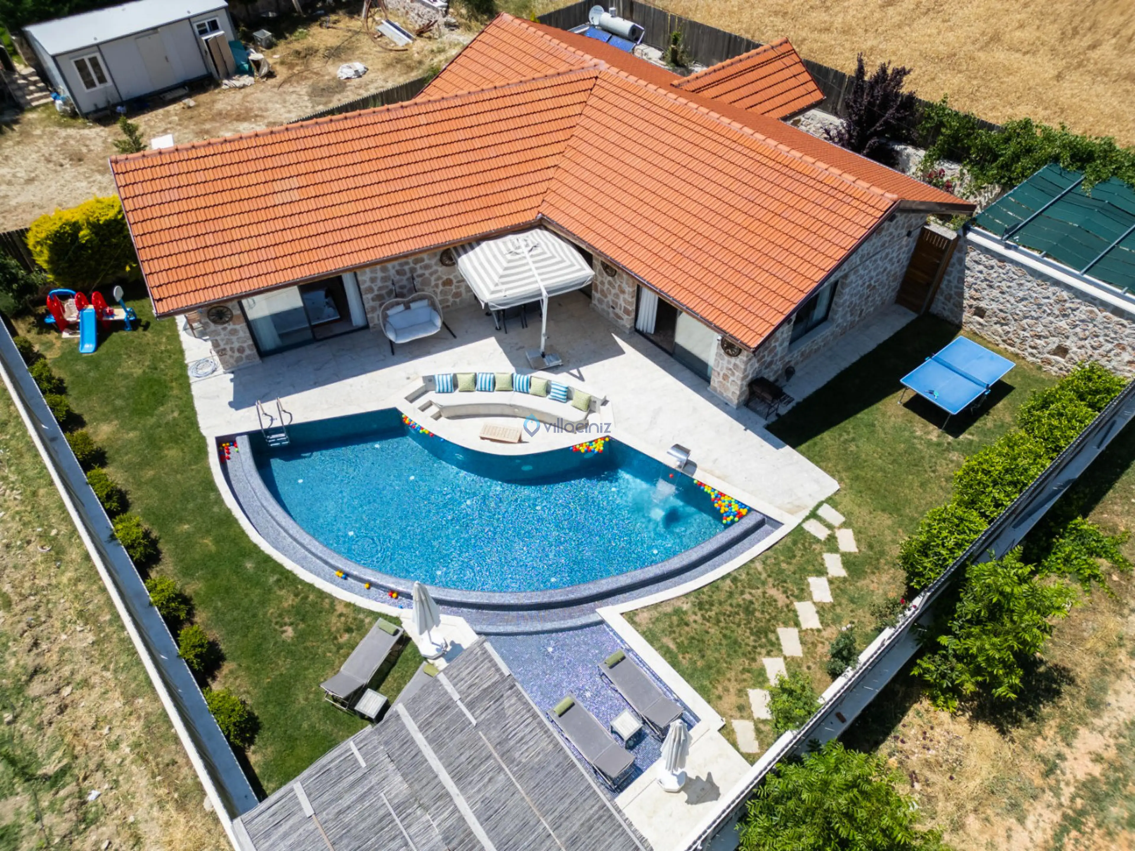 Villa Topçu Stone