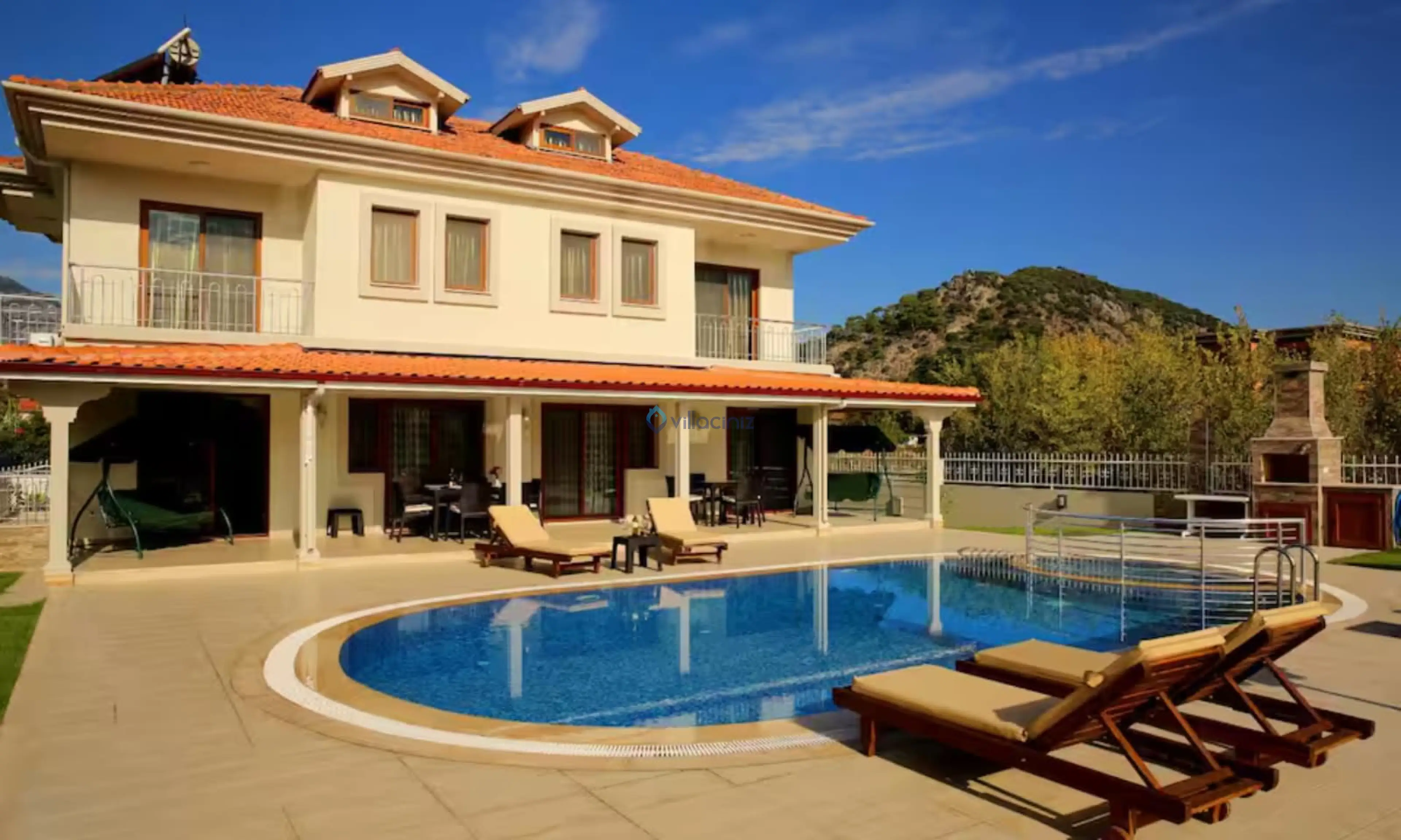 Villa Whitestone