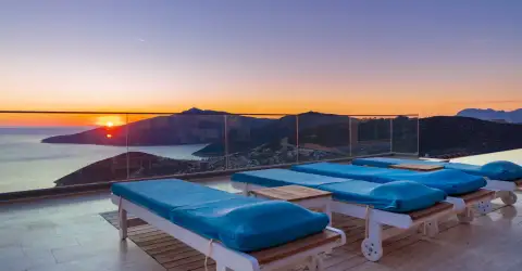 Villa Joy Lüks Kapalı Havuzlu Jakuzili Villa