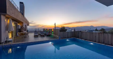 Villa Uzay Çizgisi & Kalkan/ Üzümlü Kiralık Villa