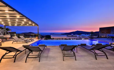 Villa Fatma Kalkan Jakuzili Deniz Manzaralı Villa