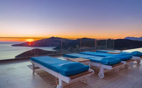 Villa Joy Lüks Kapalı Havuzlu Jakuzili Villa