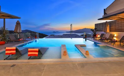 Villa Rosso Kalkan Deniz Manzaralı Villa