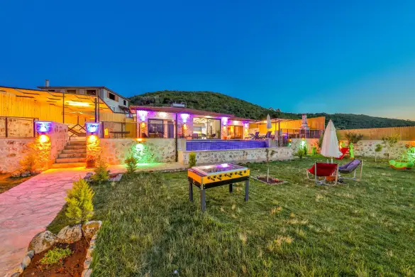 Villa Isında Konağı & Kaş/ Merkez Kiralık Villa