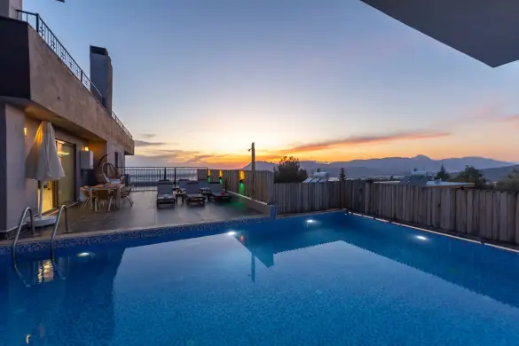 Villa Uzay Çizgisi & Kalkan/ Üzümlü Kiralık Villa