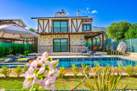 Villa Four April & Fethiye/ Yeşil Üzümlü Kiralık Villa