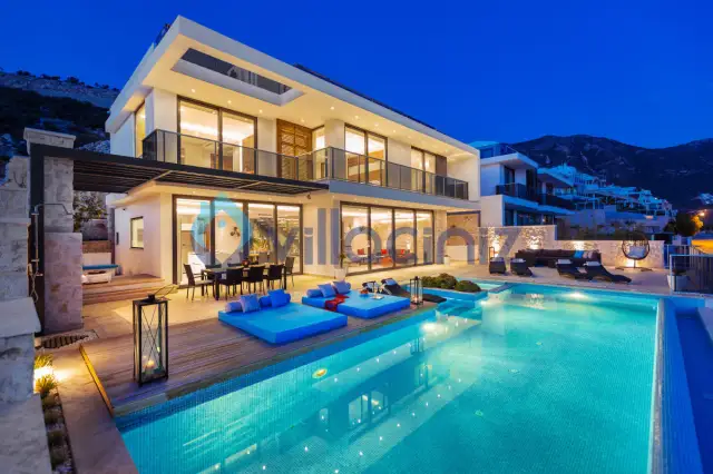 Villa Bluewings