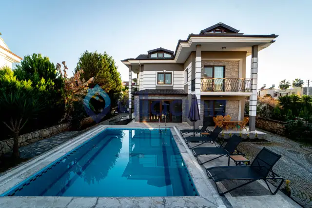 Villa Elegance