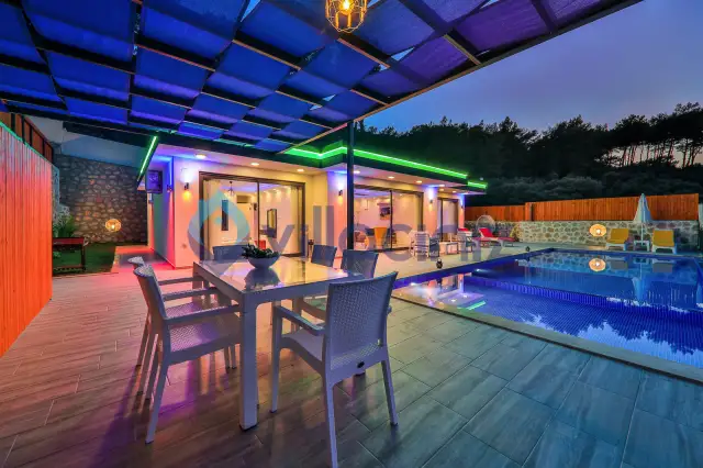 Villa Alya