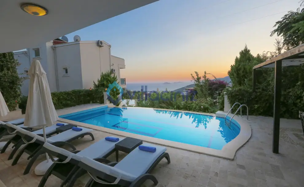 Villa-Sarnic-kalkan-yazlikciniz-21_825.jpg
