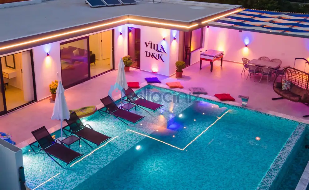 resim20_3cef96_villa-dunkin-muhafazakar-jakuzili-balayi-villasi-villaciniz-7-1600x900_733.jpg