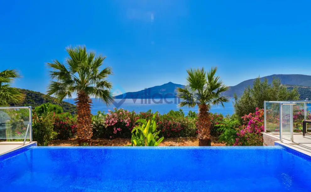 villa-bay-view-deniz-manzarali-luks-kiralik-villa-villaciniz-5_129.jpg