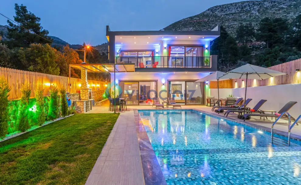 villa-mert-uzumlu-kalkan-jakuzili-kiralik-villa-villaciniz-14_9.jpg